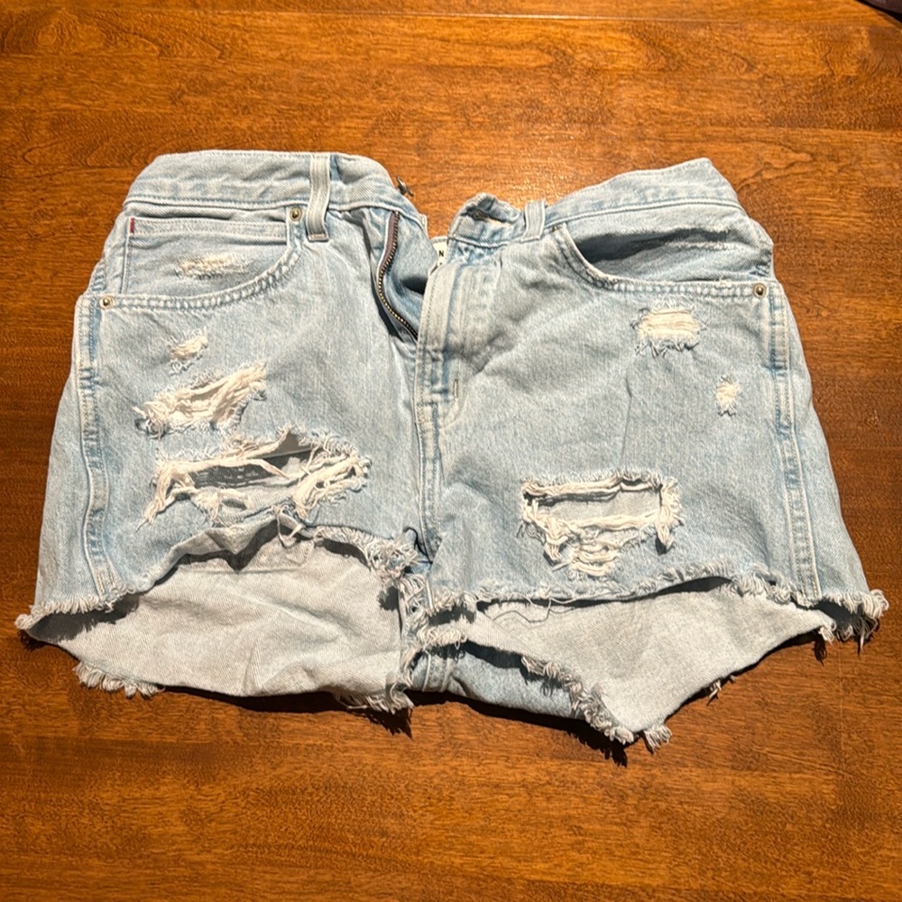 Aritzia Sunday Best Shorts
